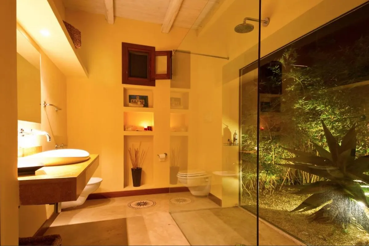Cave Garden Villa Favignana