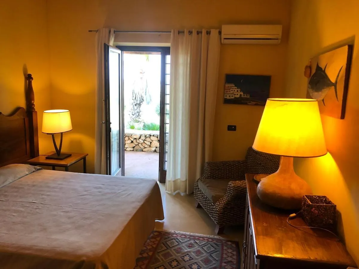 Cave Garden Villa Favignana Itálie